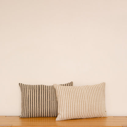 RAYURES cushion