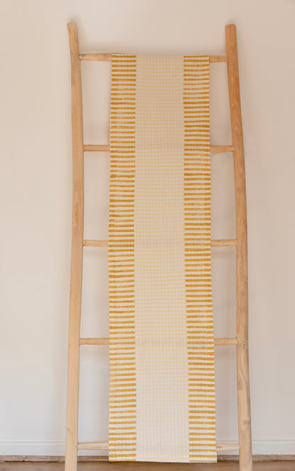 RAYURES table runner